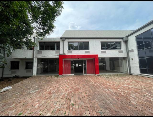 2,859M² OFFICE TO LET IN BRYANSTON